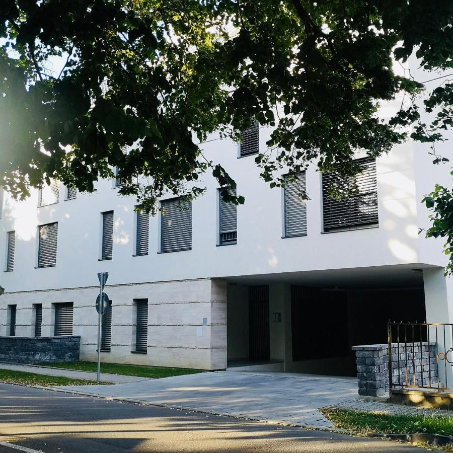 Lotusbluete Appartement In Heviz Mit Tiefgarage Und Panoramaterrasse מראה חיצוני תמונה